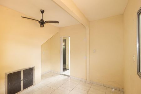 Casa para alugar com 55m², 1 quarto e 2 vagasQuarto