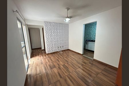 Sala de apartamento para alugar com 2 quartos, 60m² em Cascadura, Rio de Janeiro