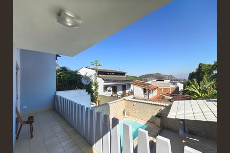 Casa de Condomínio para alugar com 3 quartos, 300m² em Freguesia (jacarepaguá), Rio de Janeiro