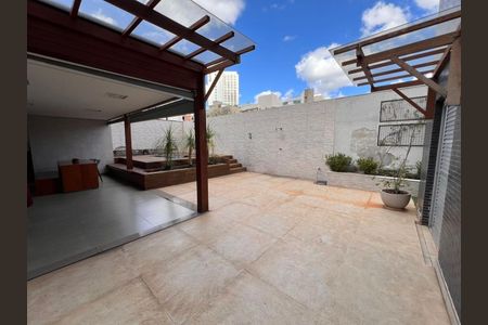 Apartamento à venda com 179m², 3 quartos e 2 vagasÁrea privativa com Acesso pela Sala, cozinha e qua