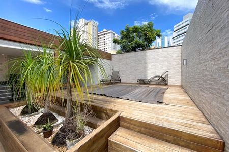 Apartamento à venda com 179m², 3 quartos e 2 vagas Apartamento à venda com 179m², 3 quartos e 2 vagasHidromassagem