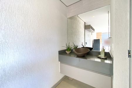 Apartamento à venda com 179m², 3 quartos e 2 vagas Apartamento à venda com 179m², 3 quartos e 2 vagasÁrea de Serviço