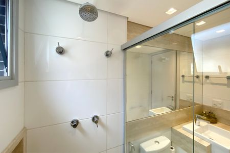 Apartamento à venda com 179m², 3 quartos e 2 vagas Apartamento à venda com 179m², 3 quartos e 2 vagasBanheiro