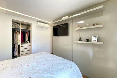 Apartamento à venda com 179m², 3 quartos e 2 vagas Apartamento à venda com 179m², 3 quartos e 2 vagasSuite 1