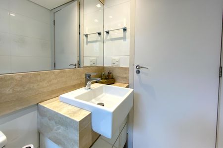 Apartamento à venda com 179m², 3 quartos e 2 vagas Apartamento à venda com 179m², 3 quartos e 2 vagasBanheiro