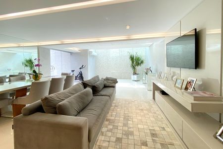 Apartamento à venda com 179m², 3 quartos e 2 vagas Apartamento à venda com 179m², 3 quartos e 2 vagasSala