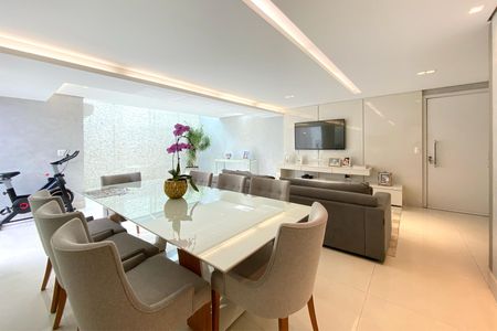 Apartamento à venda com 179m², 3 quartos e 2 vagas Apartamento à venda com 179m², 3 quartos e 2 vagasSala