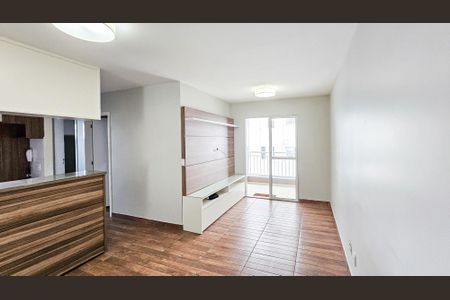 Sala de apartamento para alugar com 2 quartos, 54m² em Centro, Carapicuíba