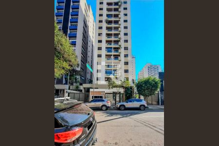 Apartamento à venda com 40m², 1 quarto e 1 vaga Apartamento à venda com 40m², 1 quarto e 1 vagaFachada