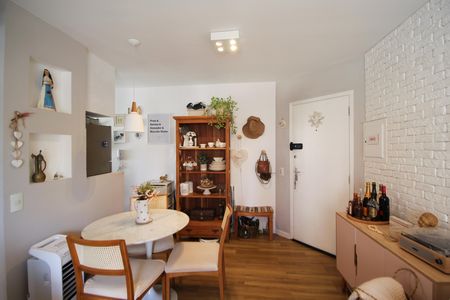 Apartamento à venda com 40m², 1 quarto e 1 vaga Apartamento à venda com 40m², 1 quarto e 1 vagaSala