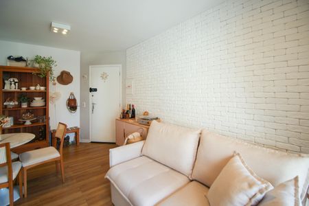Apartamento à venda com 40m², 1 quarto e 1 vaga Apartamento à venda com 40m², 1 quarto e 1 vagaSala