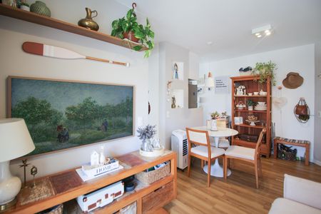 Apartamento à venda com 40m², 1 quarto e 1 vaga Apartamento à venda com 40m², 1 quarto e 1 vagaSala