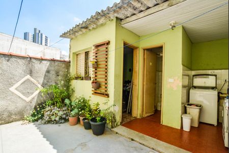 Casa à venda com 139m², 2 quartos e 2 vagasQuintal