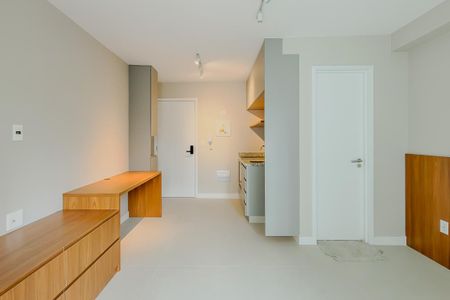 Quarto de kitnet/studio para alugar com 1 quarto, 25m² em Pinheiros, São Paulo