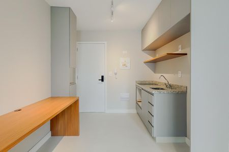 Cozinha de kitnet/studio para alugar com 1 quarto, 25m² em Pinheiros, São Paulo