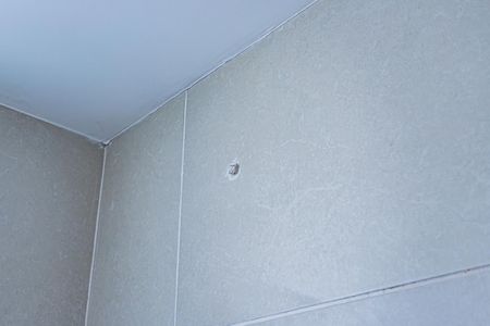 Apartamento à venda com 125m², 3 quartos e 2 vagas Apartamento à venda com 125m², 3 quartos e 2 vagasBanheiro suite 2