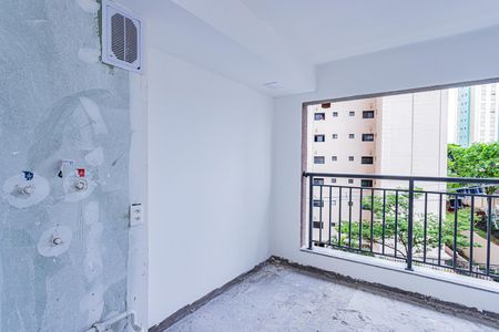 Apartamento à venda com 125m², 3 quartos e 2 vagas Apartamento à venda com 125m², 3 quartos e 2 vagasÁrea de Serviço