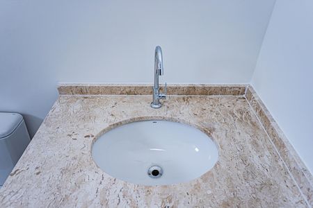 Apartamento à venda com 125m², 3 quartos e 2 vagas Apartamento à venda com 125m², 3 quartos e 2 vagasBanheiro suite 2