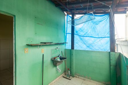 Casa para alugar com 60m², 2 quartos e 2 vagas Casa para alugar com 60m², 2 quartos e 2 vagasÁrea de Serviço