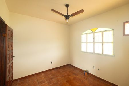 Casa para alugar com 60m², 2 quartos e 2 vagas Casa para alugar com 60m², 2 quartos e 2 vagasQuarto 1