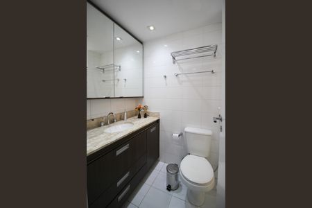 Apartamento para alugar com 74m², 2 quartos e 2 vagasBanheiro da Suíte 