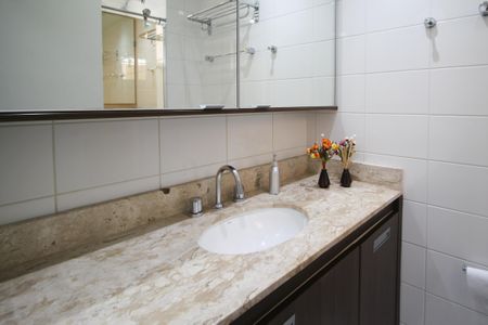 Apartamento para alugar com 74m², 2 quartos e 2 vagasBanheiro da Suíte 