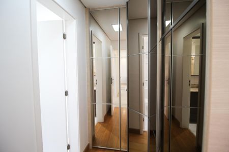 Apartamento para alugar com 74m², 2 quartos e 2 vagasSuíte 