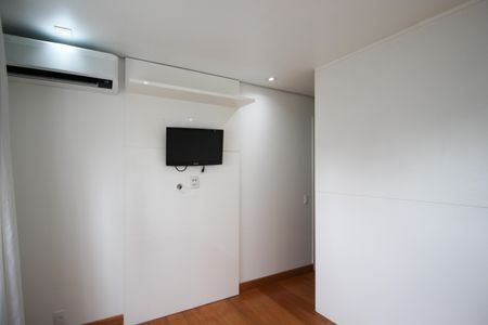 Apartamento à venda com 2 quartos, 74m² em Indianópolis, São Paulo