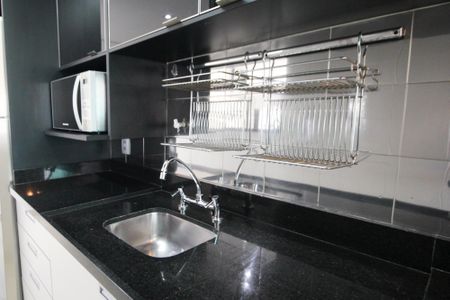 Apartamento para alugar com 74m², 2 quartos e 2 vagasCozinha