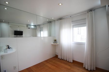 Apartamento para alugar com 74m², 2 quartos e 2 vagasSuíte 