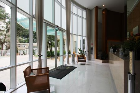 Apartamento para alugar com 74m², 2 quartos e 2 vagasHall