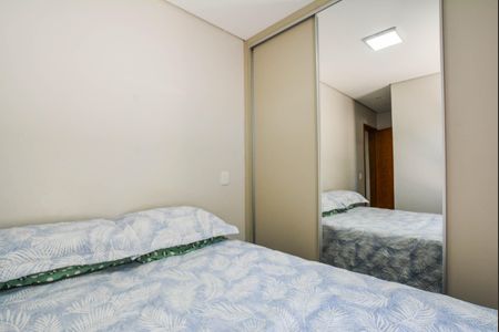 Quarto Suíte de apartamento à venda com 2 quartos, 60m² em Vila Camilópolis, Santo André