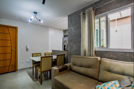 Sala de apartamento à venda com 2 quartos, 60m² em Vila Camilópolis, Santo André