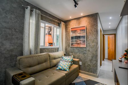 Sala de apartamento à venda com 2 quartos, 60m² em Vila Camilópolis, Santo André