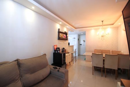 Sala de apartamento para alugar com 2 quartos, 64m² em Anil, Rio de Janeiro