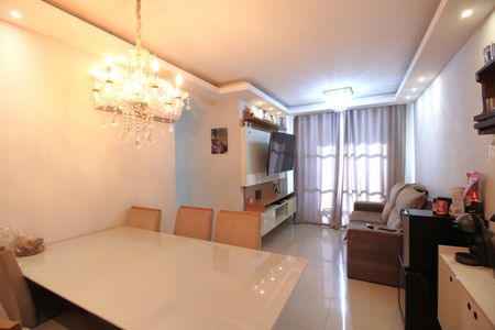 Sala de apartamento para alugar com 2 quartos, 64m² em Anil, Rio de Janeiro