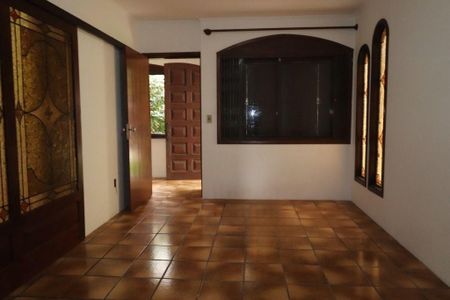 Sala de casa à venda com 3 quartos, 280m² em Sarandi, Porto Alegre