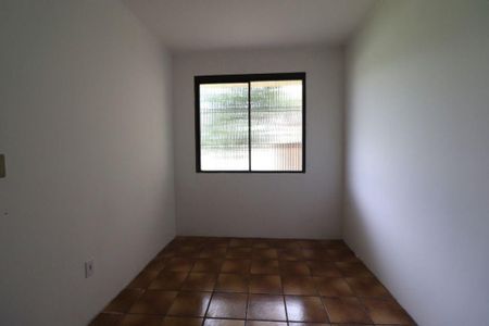 Casa à venda com 280m², 3 quartos e 10 vagas Casa à venda com 280m², 3 quartos e 10 vagasQuarto