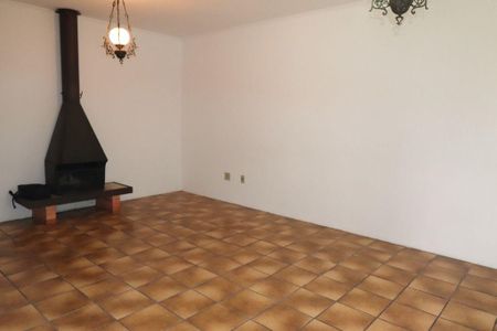 Casa à venda com 280m², 3 quartos e 10 vagas Casa à venda com 280m², 3 quartos e 10 vagasÁrea externa