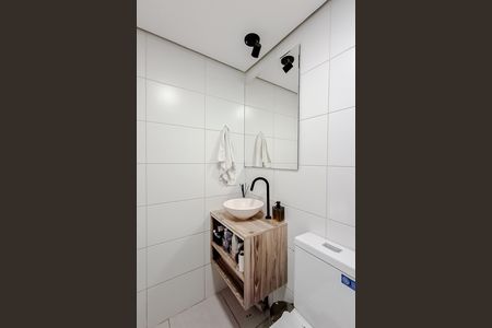 Apartamento para alugar com 55m², 2 quartos e 1 vaga Apartamento para alugar com 55m², 2 quartos e 1 vagaBanheiro