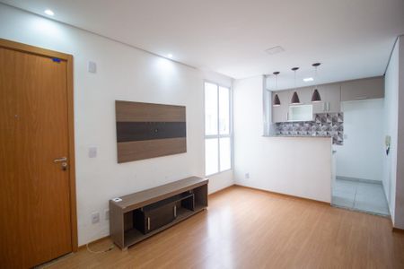Sala  de apartamento para alugar com 2 quartos, 43m² em Jardim Guaruja, Sorocaba