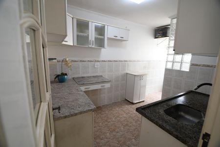 Cozinha de apartamento para alugar com 2 quartos, 60m² em Vila Nova Teixeira, Campinas
