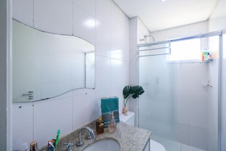 Apartamento à venda com 83m², 3 quartos e 2 vagasBanheiro da Suíte