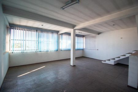Casa para alugar com 250m², 3 quartos e 3 vagas Casa para alugar com 250m², 3 quartos e 3 vagasSalão 2º andar