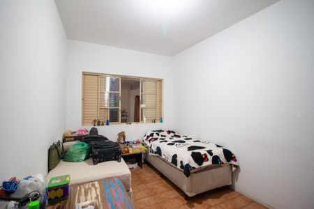 Casa para alugar com 250m², 3 quartos e 3 vagas Casa para alugar com 250m², 3 quartos e 3 vagasQuarto