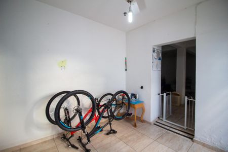 Casa para alugar com 250m², 3 quartos e 3 vagas Casa para alugar com 250m², 3 quartos e 3 vagasSuite