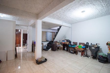 Casa para alugar com 250m², 3 quartos e 3 vagas Casa para alugar com 250m², 3 quartos e 3 vagasEscritório