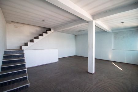 Casa para alugar com 250m², 3 quartos e 3 vagas Casa para alugar com 250m², 3 quartos e 3 vagasSalão 2º andar