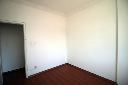 Quarto 1 de apartamento à venda com 2 quartos, 60m² em Olaria, Rio de Janeiro