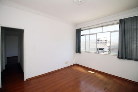 Sala de apartamento à venda com 2 quartos, 60m² em Olaria, Rio de Janeiro
